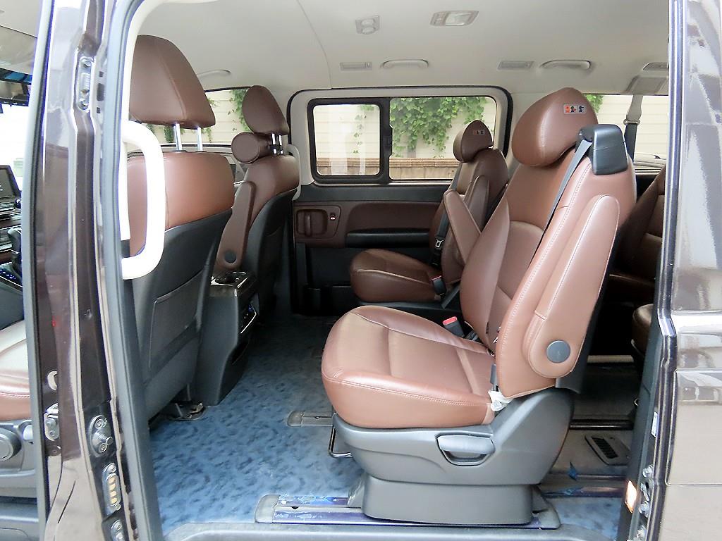 Hyundai Starex — photo 06