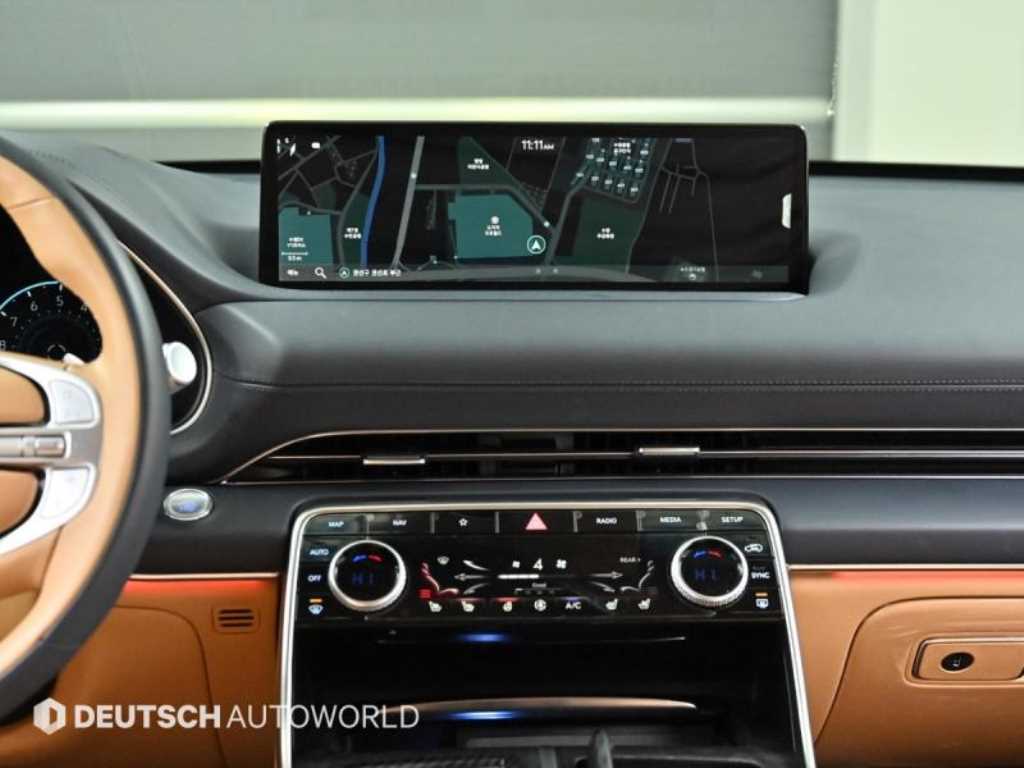 Genesis GV80 — photo 14