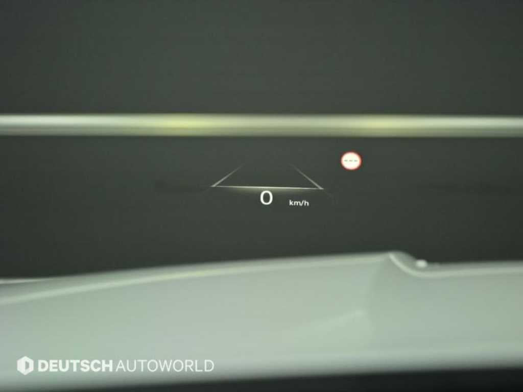 Genesis GV80 — photo 18