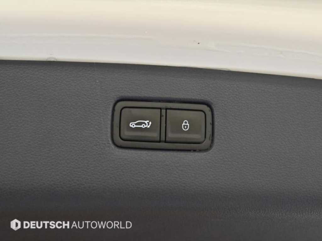 Genesis GV80 — photo 20