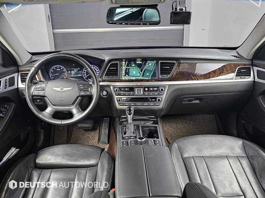 Hyundai Genesis — photo 07