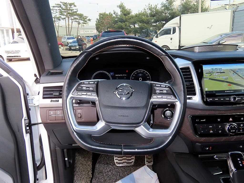 KGM Rexton — photo 08