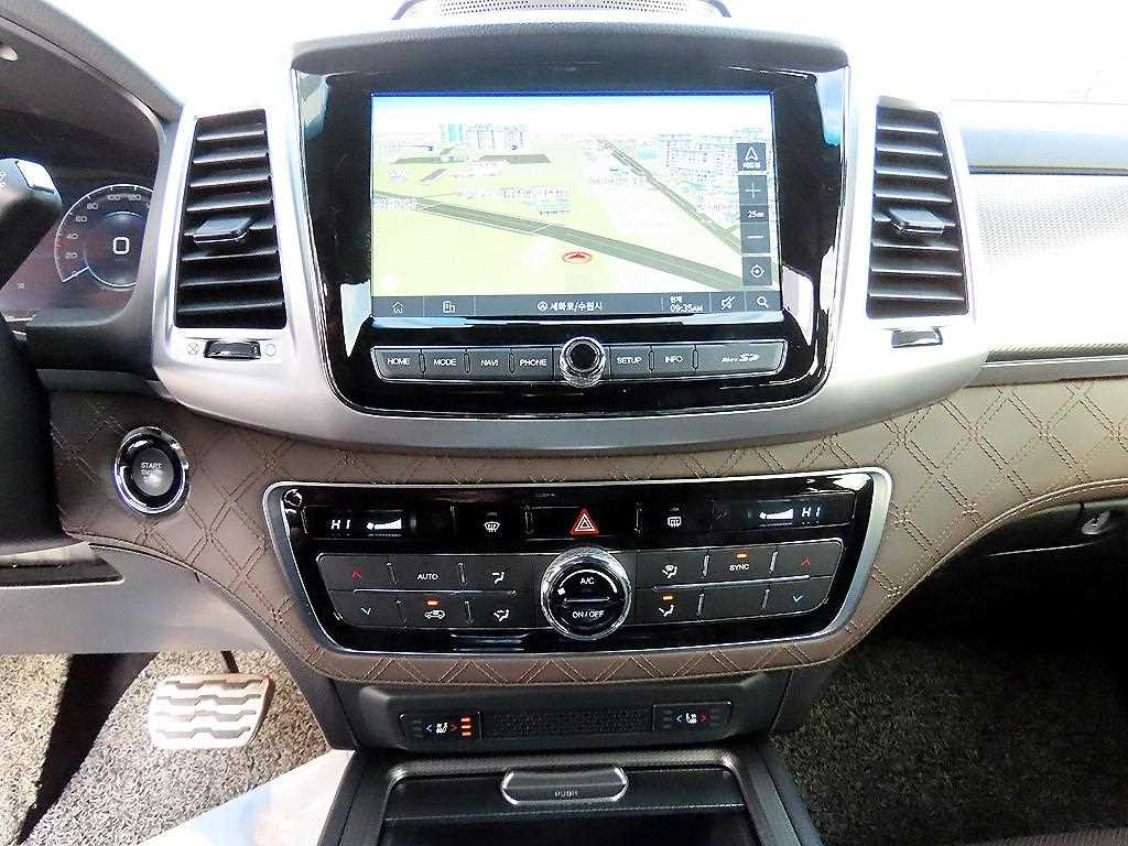 KGM Rexton — photo 13