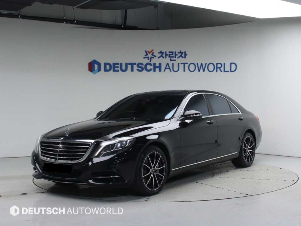 Mercedes-Benz S-Class — photo 01