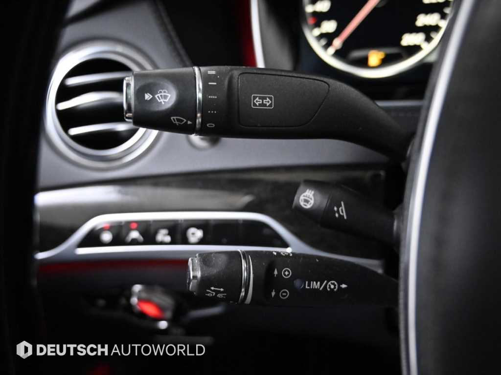 Mercedes-Benz S-Class — photo 18