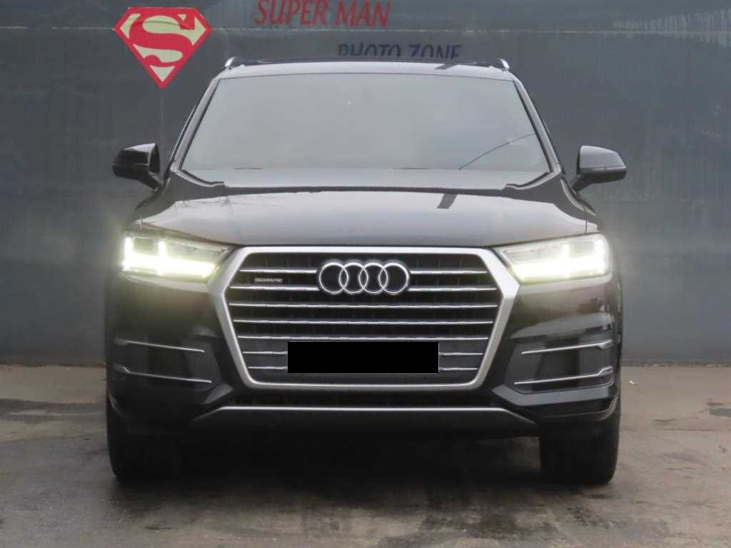 Audi Q7 — photo 02