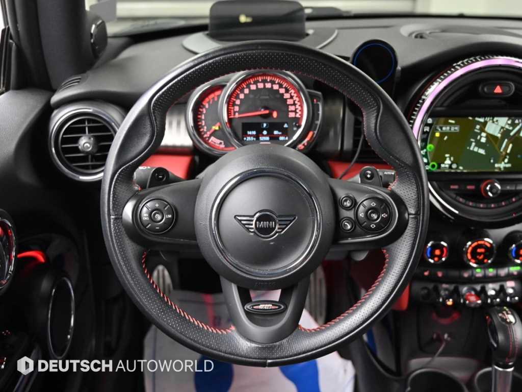 Mini Cooper — photo 13