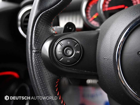 Mini Cooper — photo 16