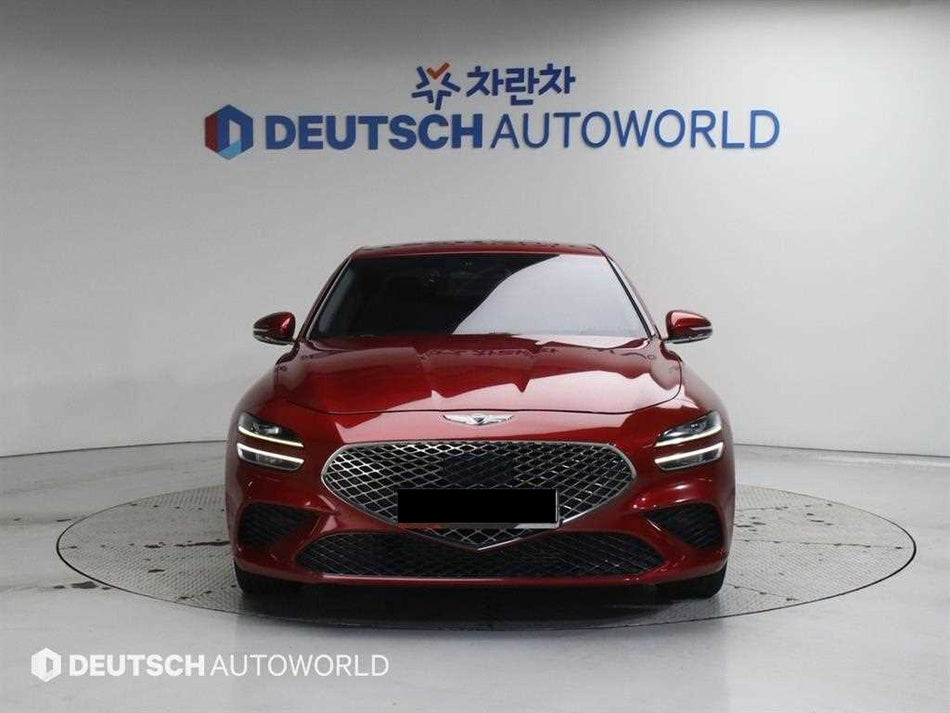 Genesis G70 — photo 01