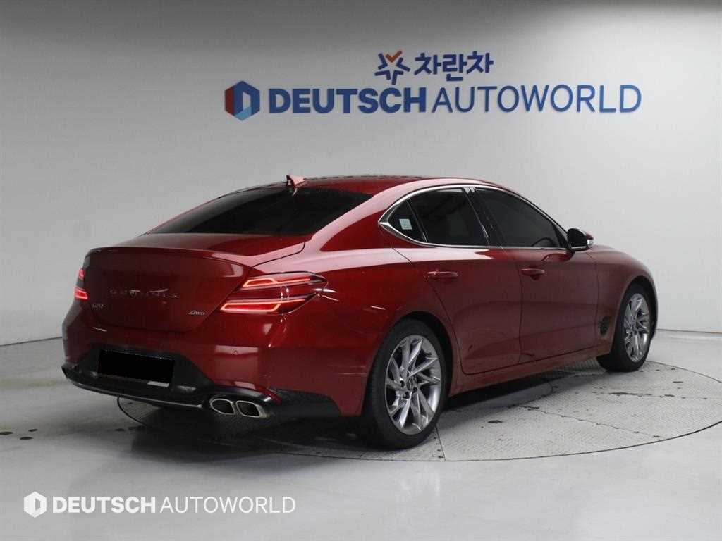 Genesis G70 — photo 03