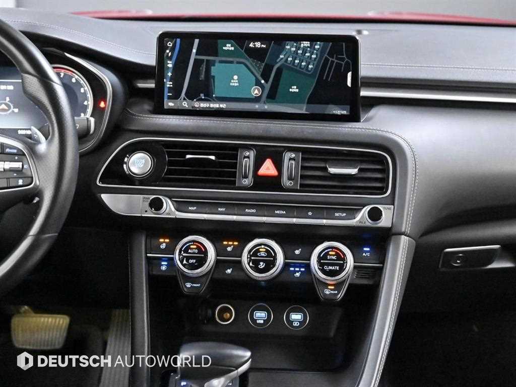 Genesis G70 — photo 14