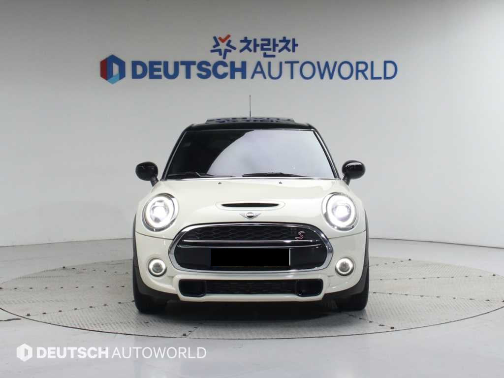 Mini Cooper — photo 03