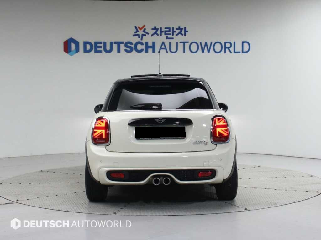 Mini Cooper — photo 04