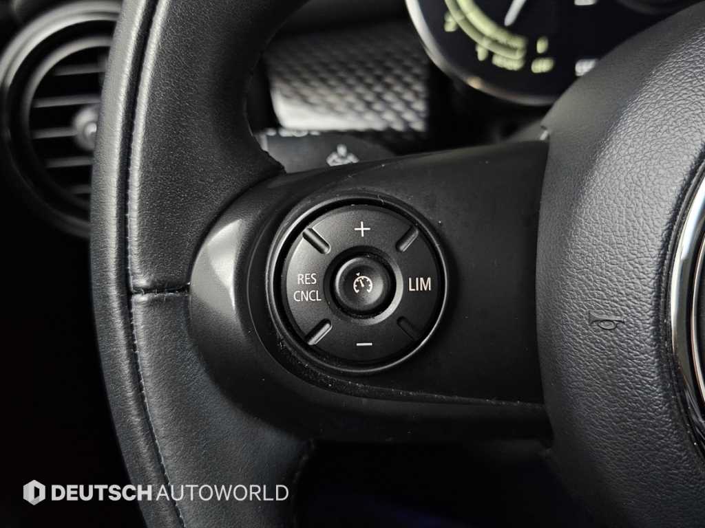 Mini Cooper — photo 17