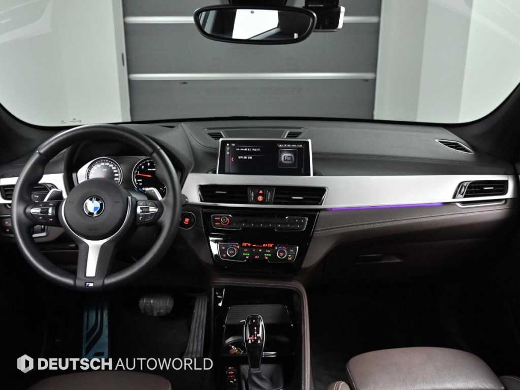 BMW X1 — photo 07