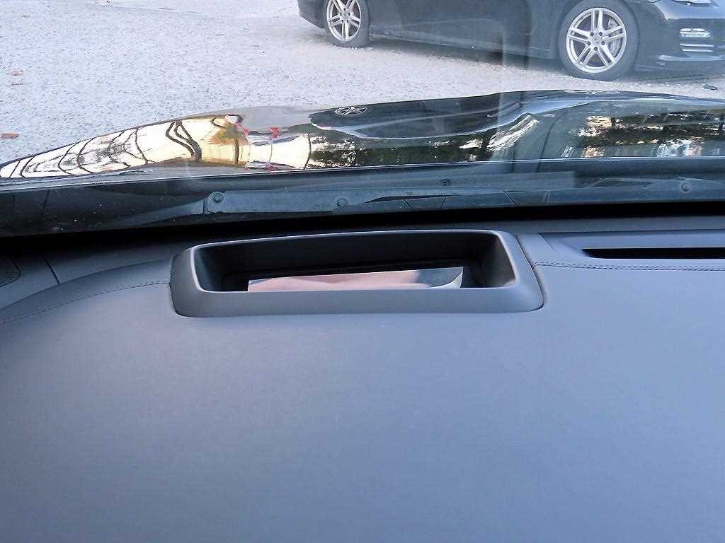 Kia K9 — photo 10