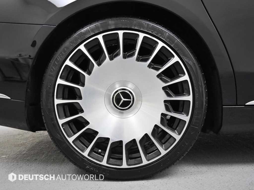 Mercedes-Benz S-Class — photo 05