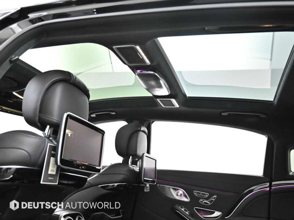 Mercedes-Benz S-Class — photo 19