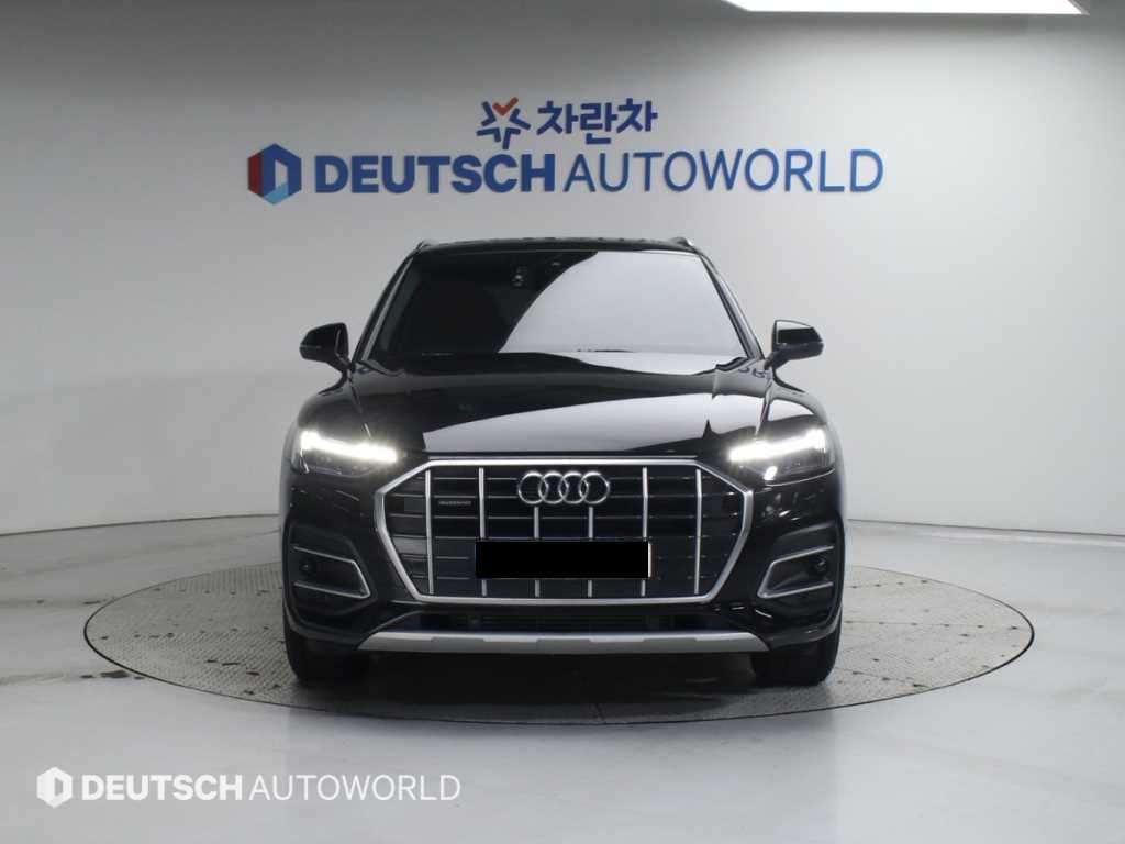 Audi Q5 — photo 03