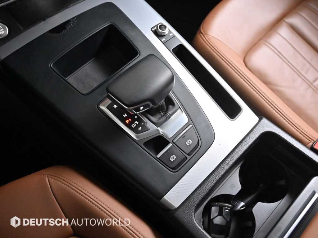 Audi Q5 — photo 09