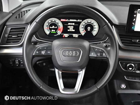 Audi Q5 — photo 13