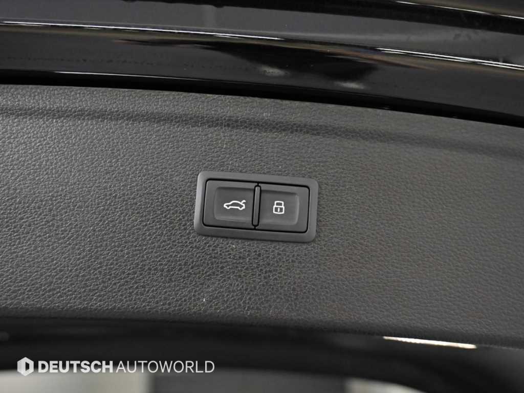 Audi Q5 — photo 20