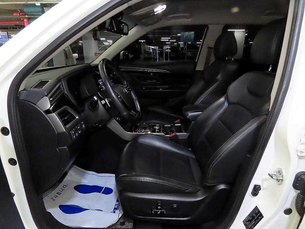 KGM KORANDO — photo 06
