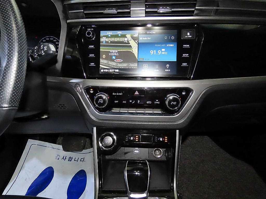 KGM KORANDO — photo 11