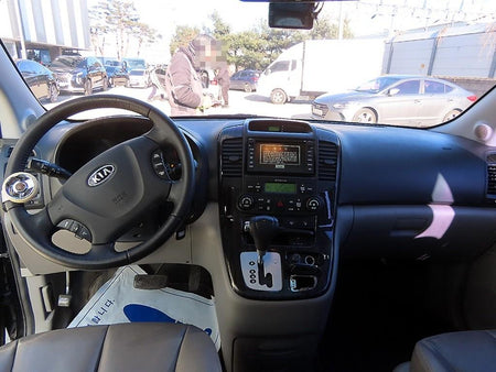 Kia Carnival — photo 07