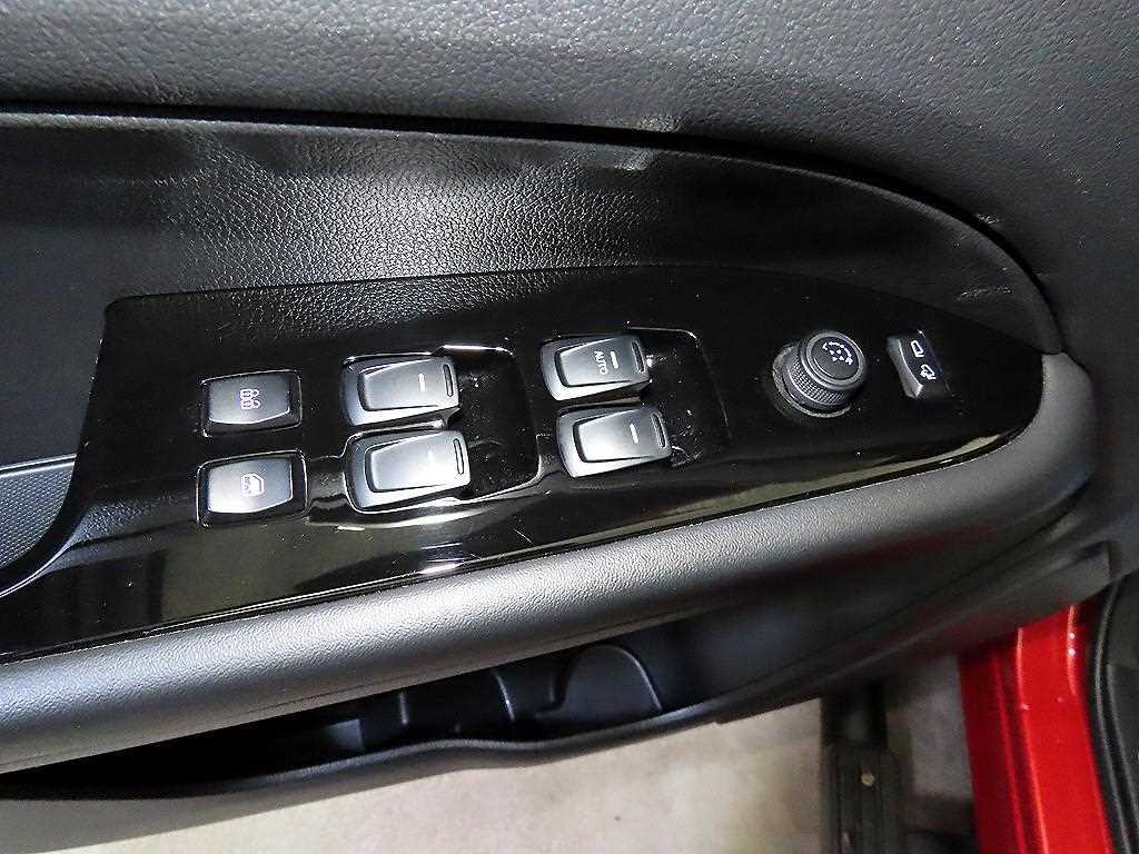 KGM Rexton — photo 13