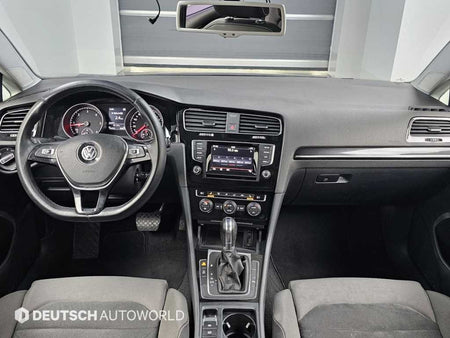 Volkswagen Golf — photo 07