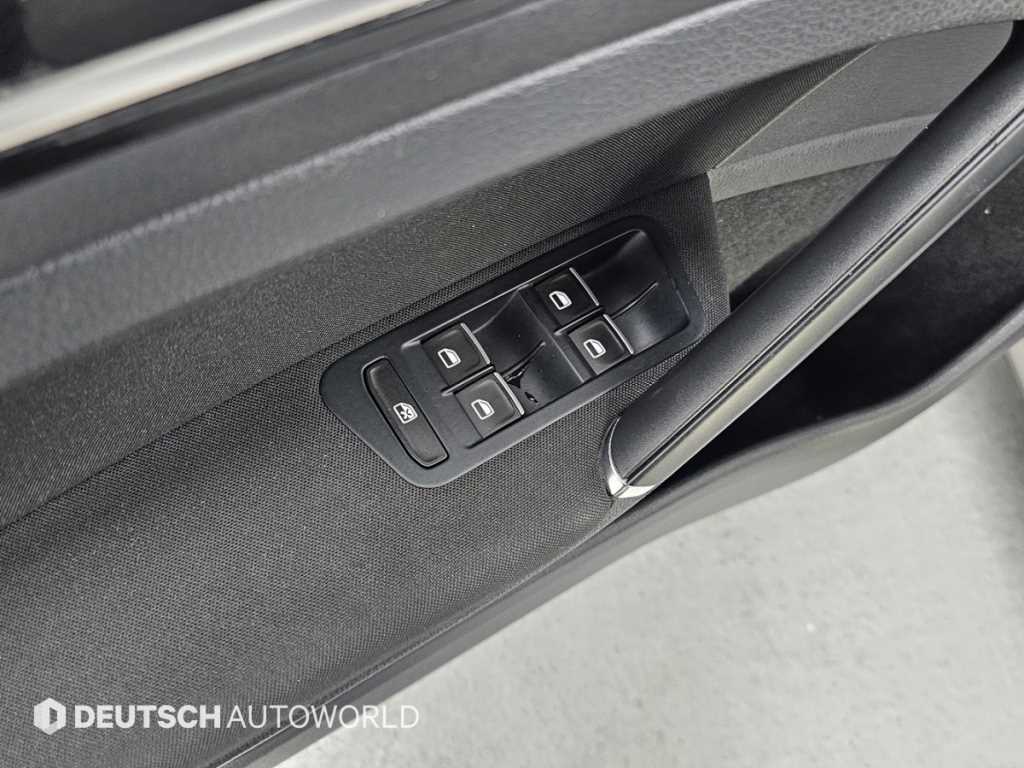 Volkswagen Golf — photo 15