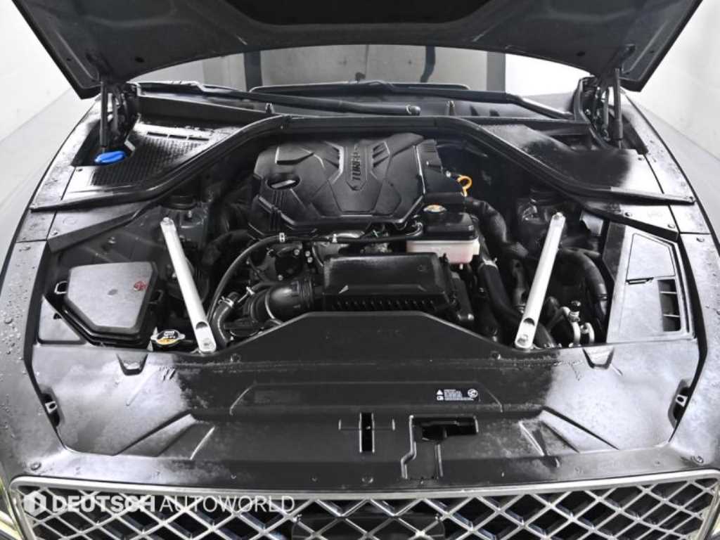 Genesis G80 — photo 06