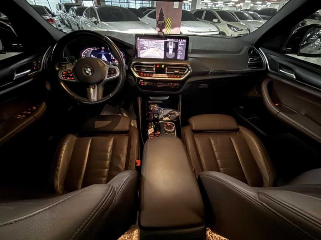 BMW X4 — photo 10
