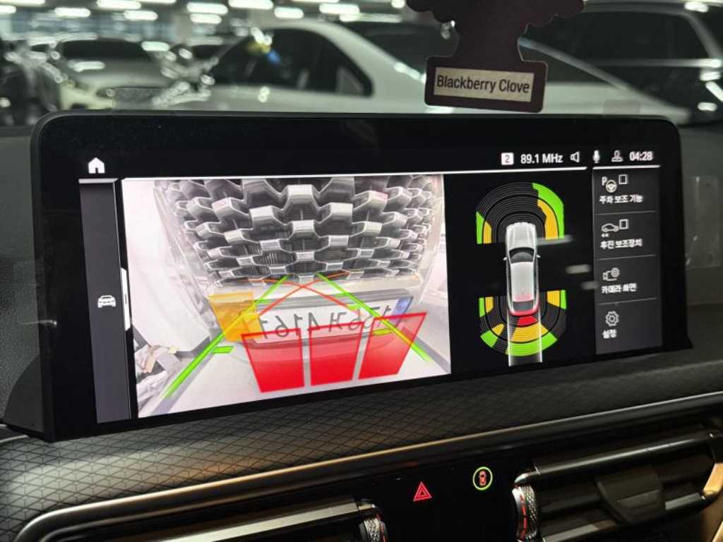 BMW X4 — photo 15