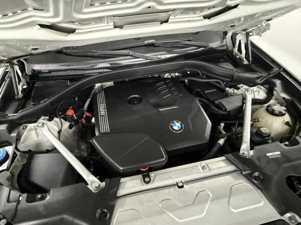 BMW X4 — photo 20