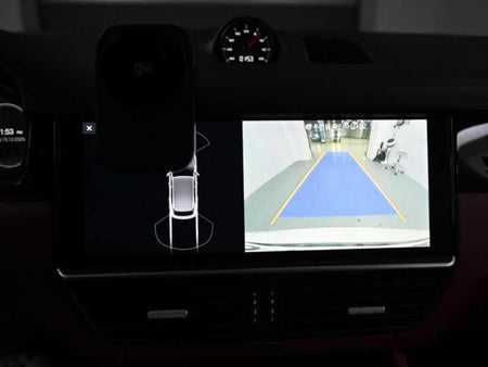 Porsche Cayenne — photo 15
