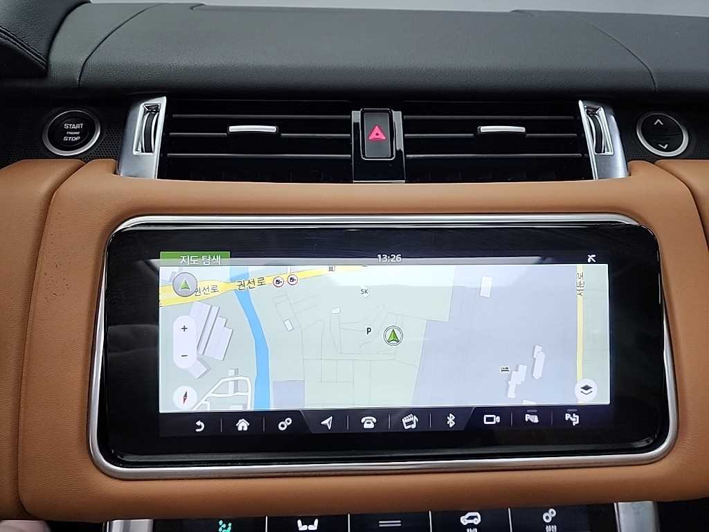 Land Rover Range Rover Sport — photo 16