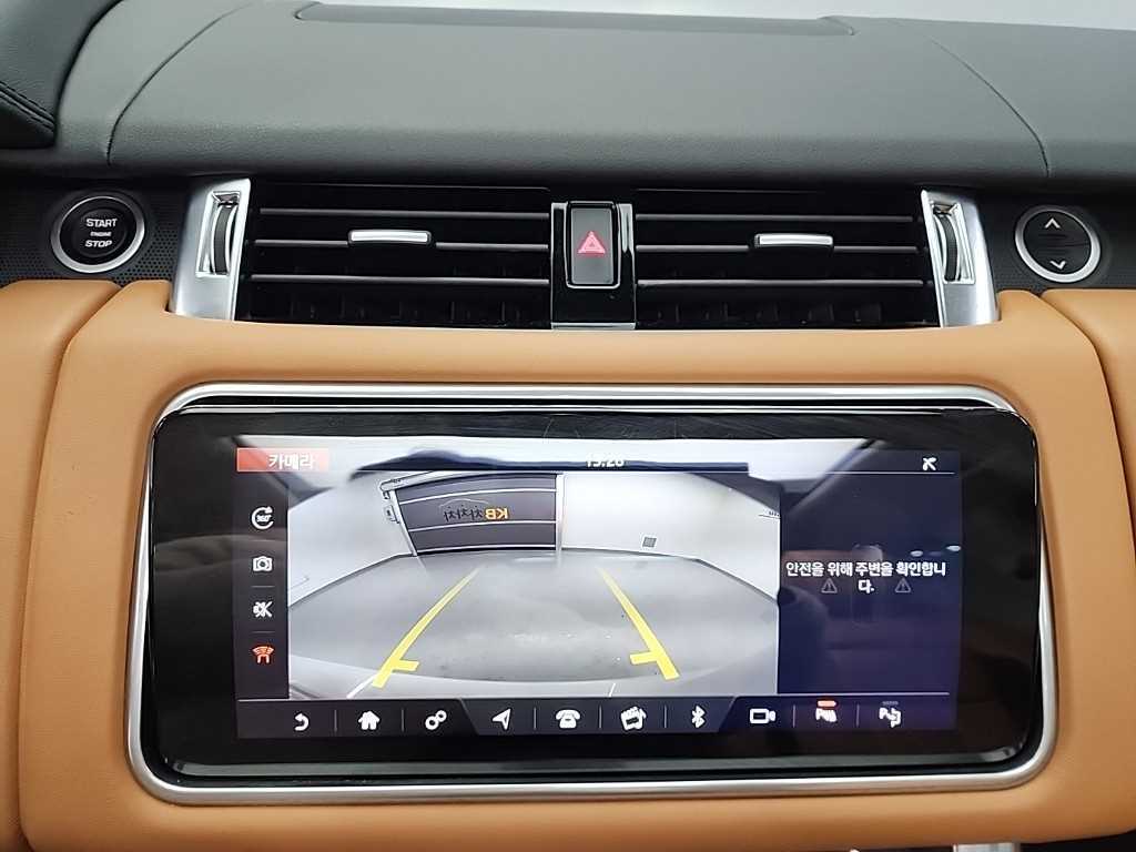 Land Rover Range Rover Sport — photo 17
