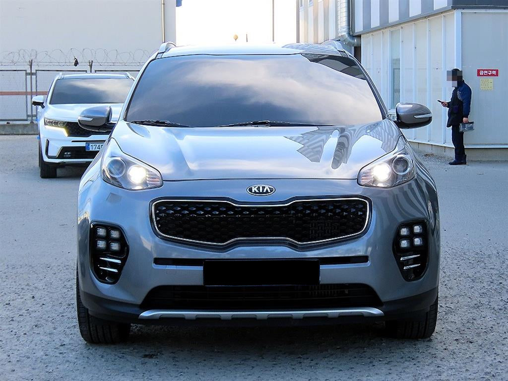 Kia Sportage — photo 01
