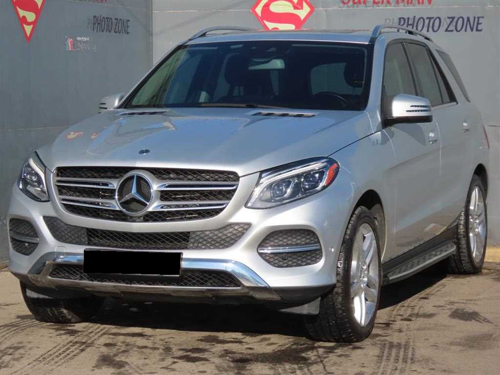 Mercedes-Benz GLE-Class — photo 01
