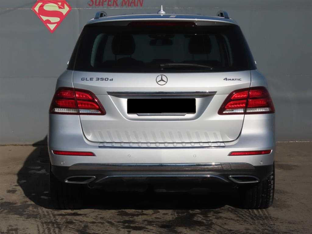 Mercedes-Benz GLE-Class — photo 04