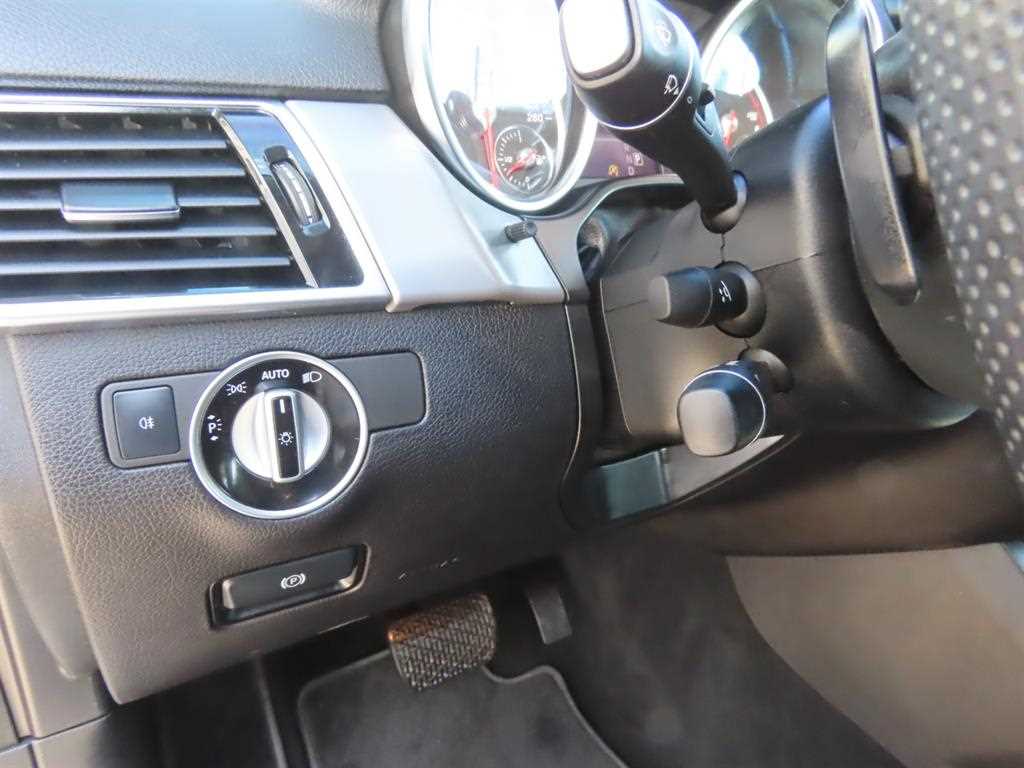 Mercedes-Benz GLE-Class — photo 15