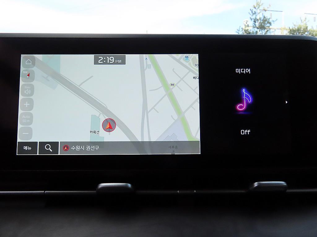 Kia Carnival — photo 13