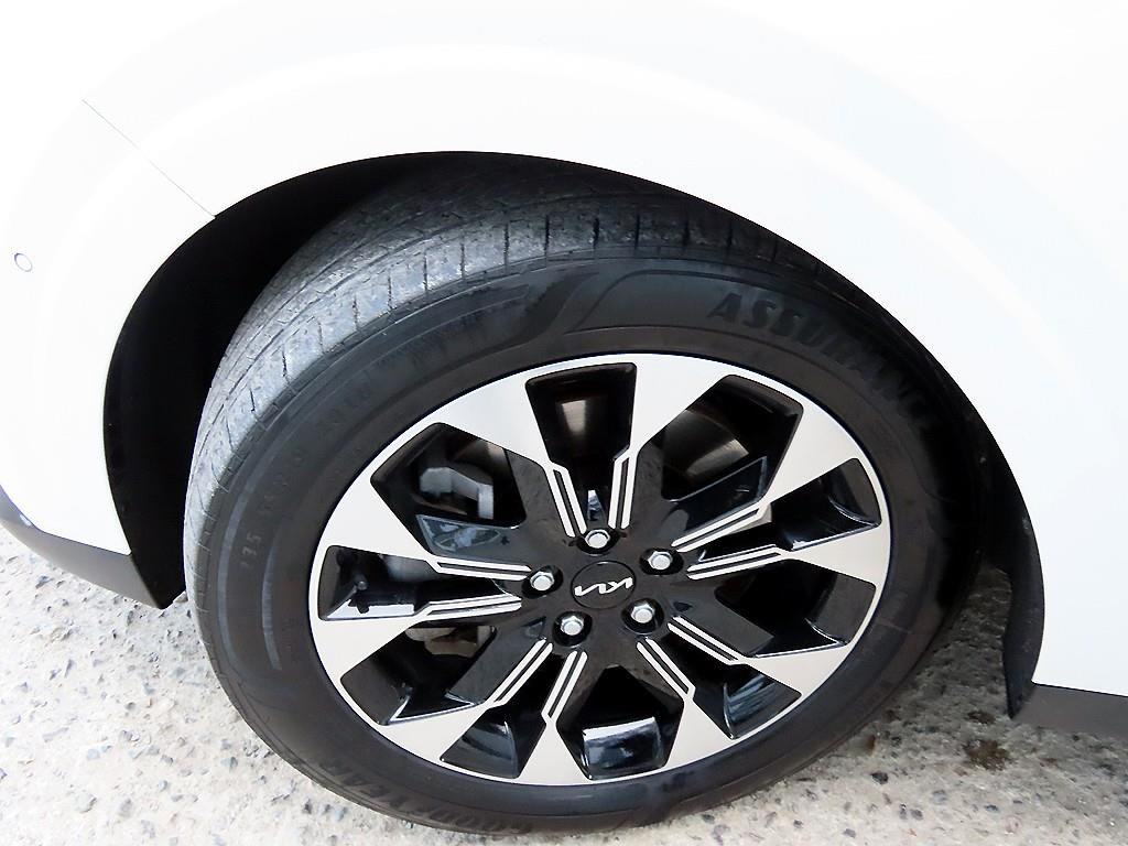 Kia Carnival — photo 20