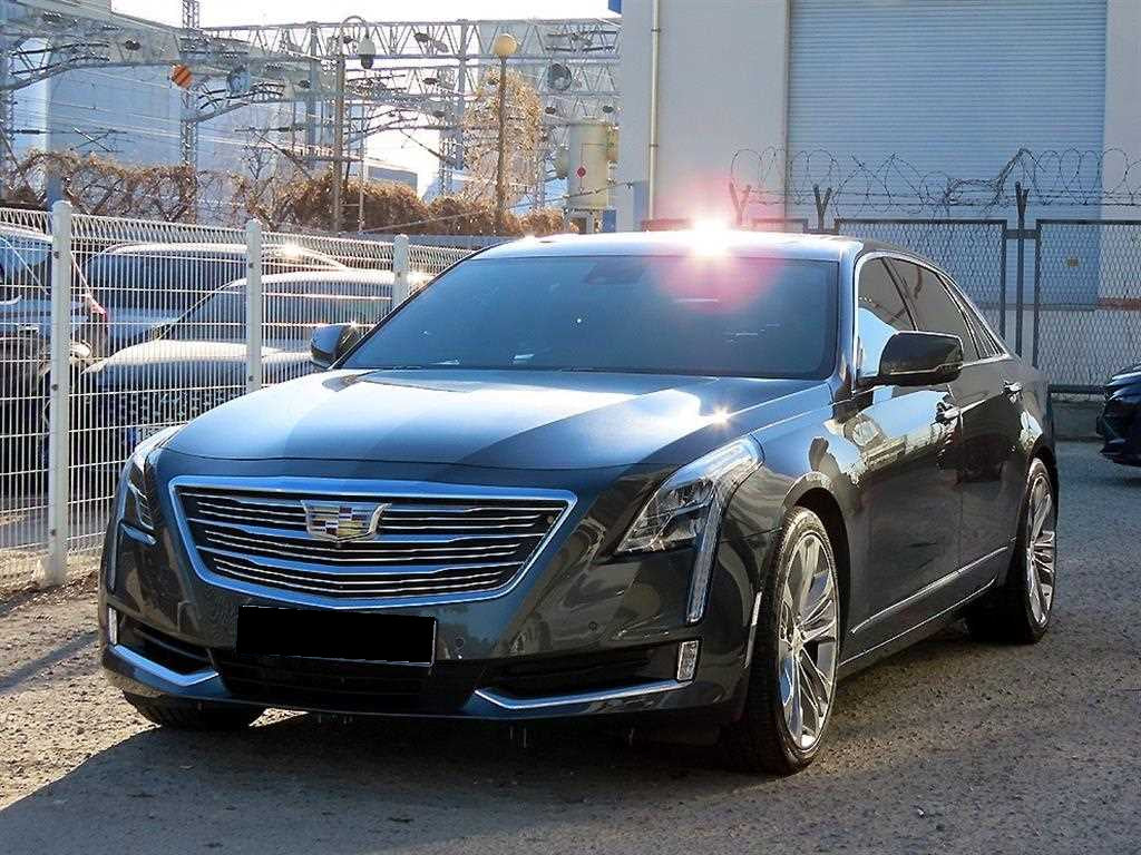 Cadillac CT6 — photo 02