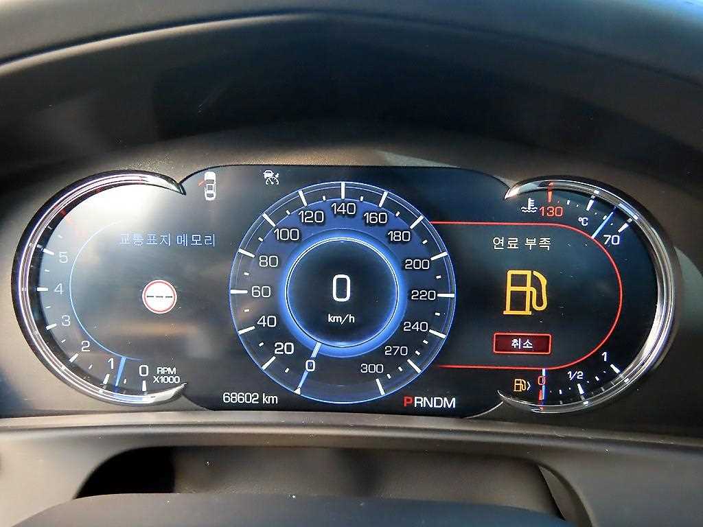 Cadillac CT6 — photo 09