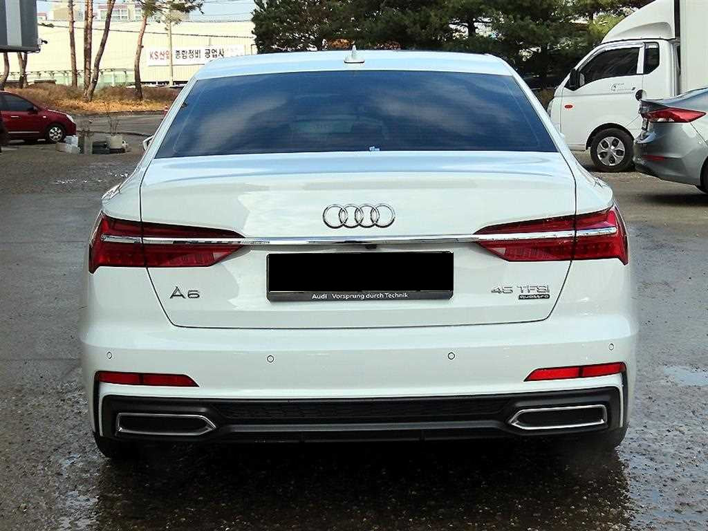 Audi A6 — photo 04