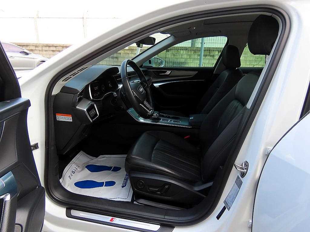 Audi A6 — photo 05