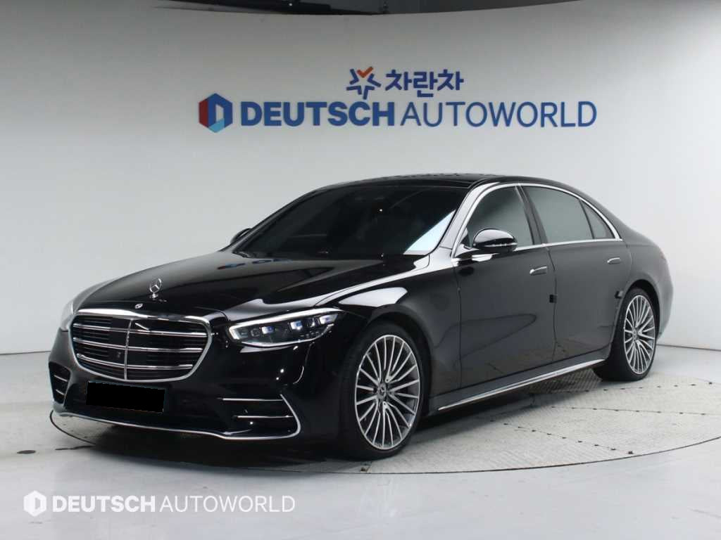 Mercedes-Benz S-Class — photo 01